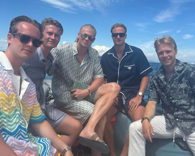 Ảnh bài viết Bên trong kỳ nghỉ hè đáng ngưỡng mộ của Erling Haaland 