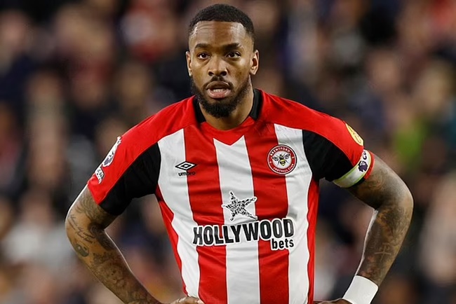 Ảnh bài viết Man Utd rời cuộc đua, Brentford giảm giá bán Toney