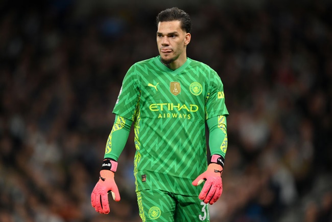 Ảnh bài viết Sắp mở đàm phán, Ederson gần như rời Man City