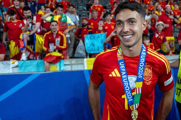 Vì sao Man United nên chi 53 triệu cho nhà vô địch EURO 2024?