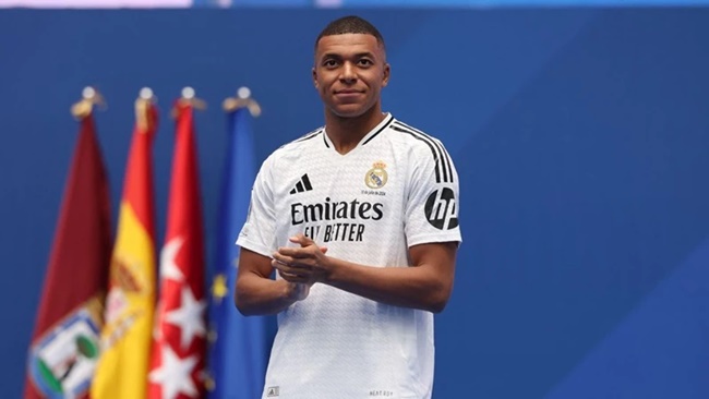 Tâm điểm Real Madrid ngày 30/7: Mbappe mua CLB Pháp; Lunin đắt hàng