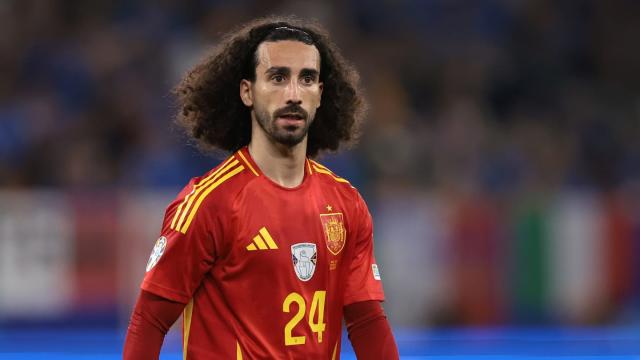 Tạm xa Chelsea, Cucurella hóa 'người hùng' Tây Ban Nha ra sao?