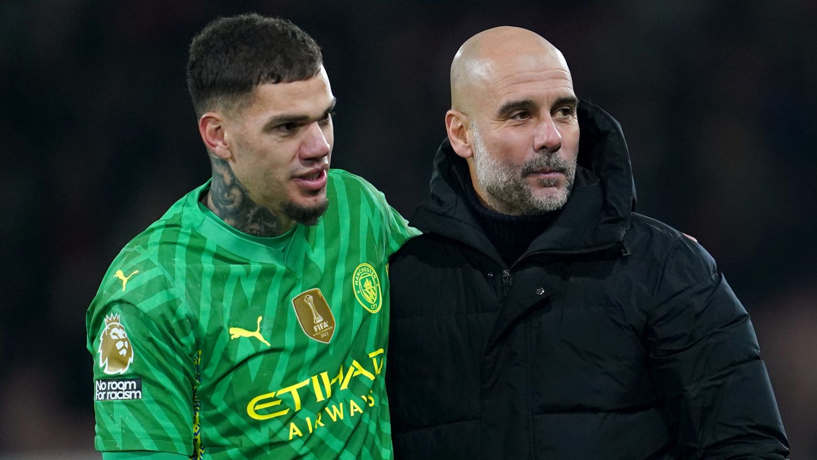 Pep Guardiola lên tiếng về tương lai Ederson ở Man City