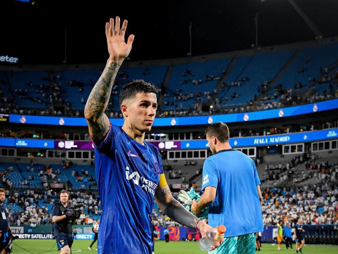 Giữ băng đội trưởng Chelsea, Enzo hỏi ý kiến 3 người