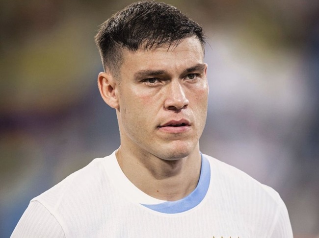 Ảnh bài viết Ugarte hoàn tất mùa hè hoàn hảo của MU