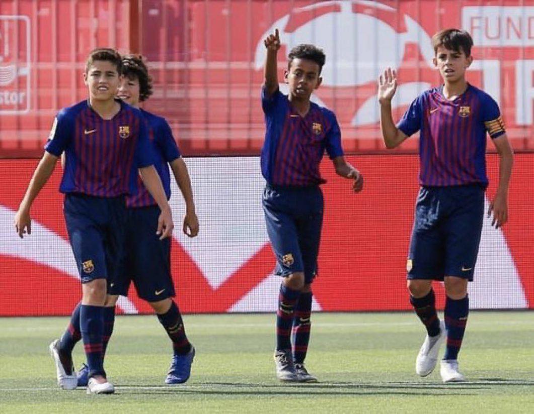 Hạ gục Valencia, Barca có thêm niềm hy vọng từ lò La Masia