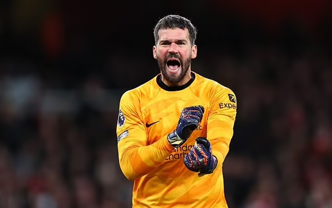 Alisson từ chối Saudi Pro League, cam kết ở lại Liverpool