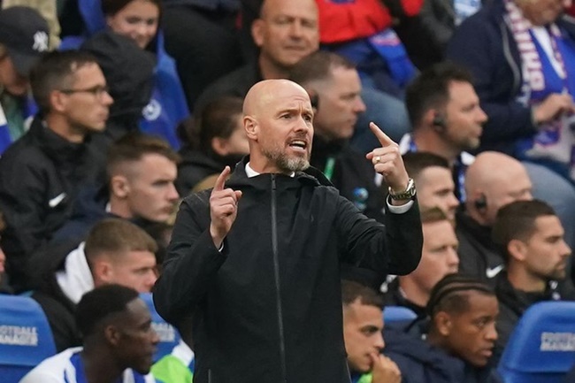 Ảnh bài viết Ten Hag chấm dứt dấu hỏi liên quan đến tương lai của McTominay