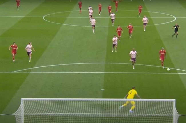 Ảnh bài viết Diaz ghi bàn, Van Dijk khiến người hâm mộ phát cuồng