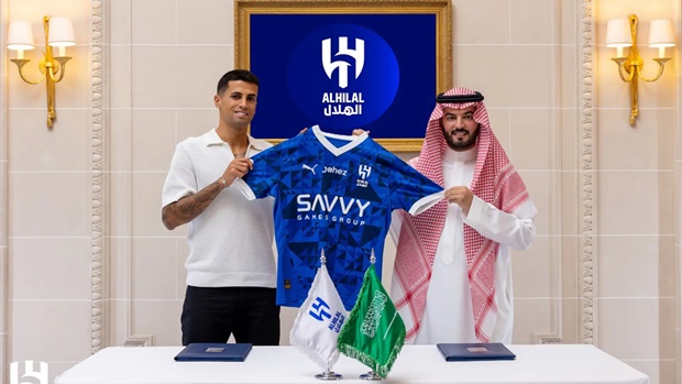  Al Hilal có thêm Cancelo, Ronaldo coi như hết hy vọng