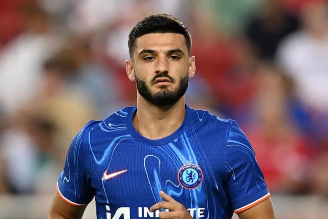 Ảnh bài viết Sao thất sủng bít cửa rời Chelsea