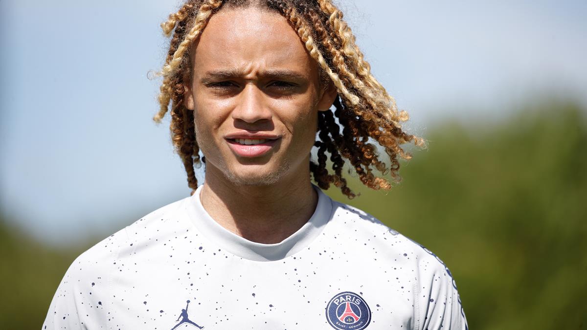 Here we go! Xavi Simons tạm rời PSG, trở về RB Leipzig