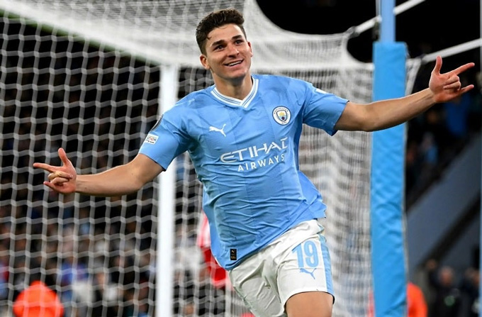 Tin chuyển nhượng Arsenal tối 4/8: Cập nhật vụ Merino; Rõ cơ hội ký với Xavi Simons