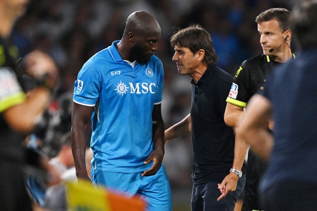 Lukaku tìm lại bầu trời cùng Conte