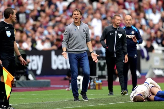 Chelsea giội bom, cơn thịnh nộ xuất hiện tại London