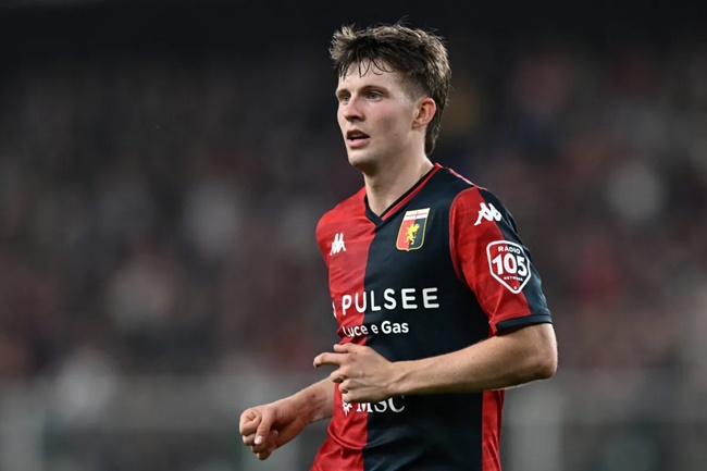 Tiền vệ tài năng Serie A phản ứng tin đồn về Liverpool