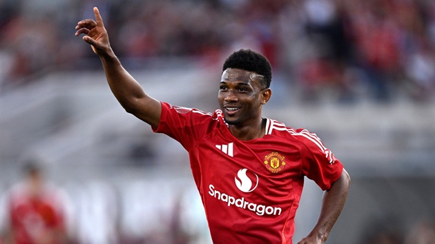Amad Diallo thăng hoa tại Man Utd gợi ý lời giải Alexander-Arnold cho Real Madrid