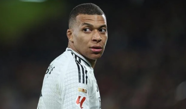 Mbappe từ chối 250 triệu euro để đến Real Madrid