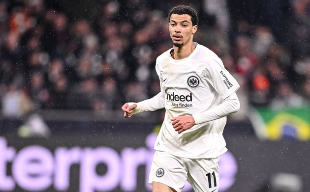 Man Utd đấu tranh giành ngôi sao hàng hot ghi 19 bàn