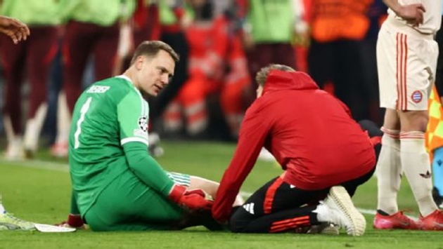 Neuer chấn thương lãng xẹt