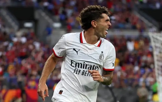 HLV Milan 'ngả mũ' với Pulisic