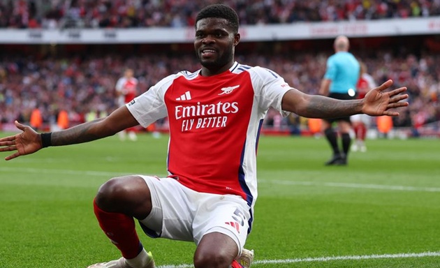 Arsenal được "cởi trói" đội hình trước đại chiến với Real Madrid