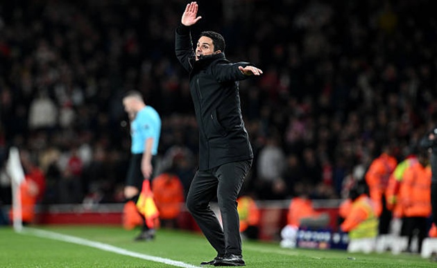 Khi Arteta bất lực