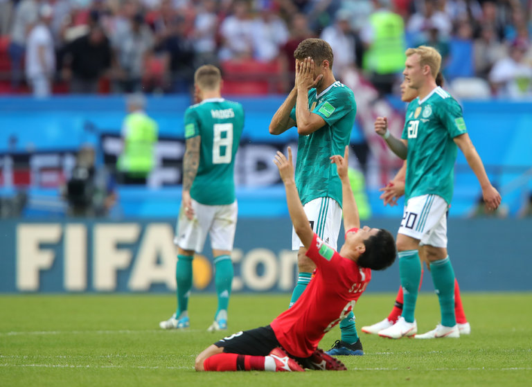 Sự ngạo mạn đã giết chết giấc mơ World Cup của Đức - Bóng Đá