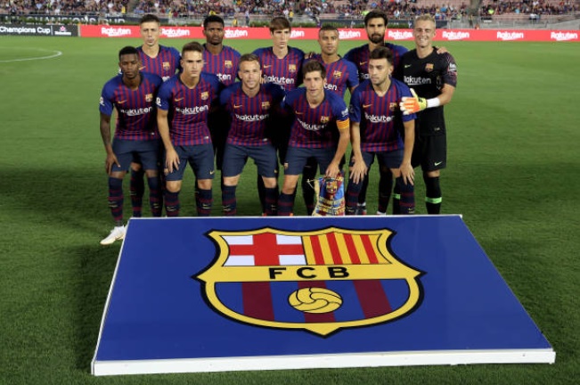 Ảnh sau trận Barca - Tottenham - Bóng Đá