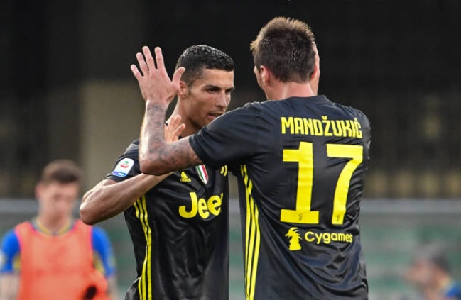 5 điểm nhấn Chievo Verona 2-3 Juventus: Ronaldo trong nỗi nhớ Benzema; Tinh thần Juventino - Bóng Đá