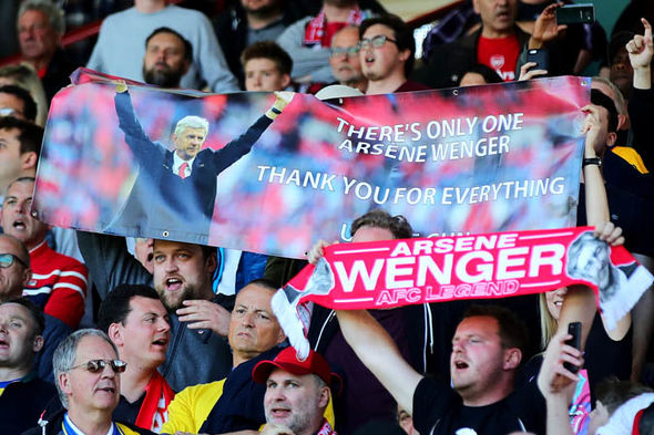 Wenger tiết lộ mình chưa bao giờ rời Arsenal - Bóng Đá