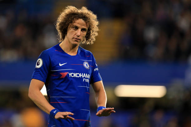 92% CĐV Chelsea muốn gia hạn Luiz - Bóng Đá