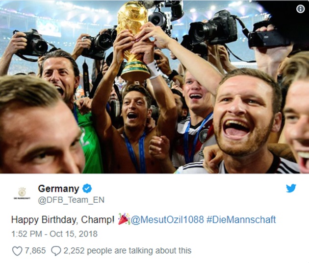 Twitter tuyển Đức chúc sinh nhật Ozil - Bóng Đá
