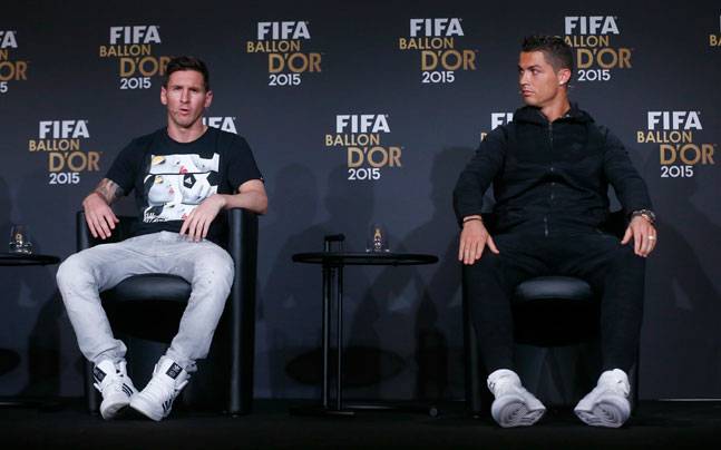 Ronaldo Messi dự khán Copa Liberto - Bóng Đá