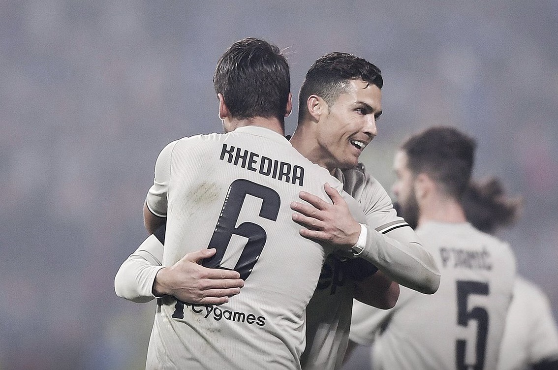 Ronaldo khai hỏa, Juventus nới rộng khoảng cách với Napoli lên 11 điểm - Bóng Đá