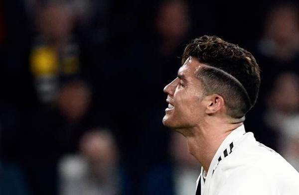Allegri tiết lộ lý do có Ronaldo vẫn ăn hành - Bóng Đá