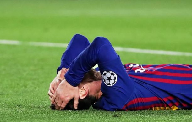 Phản ứng của Messi khi Dembele bỏ lỡ cơ hội - Bóng Đá