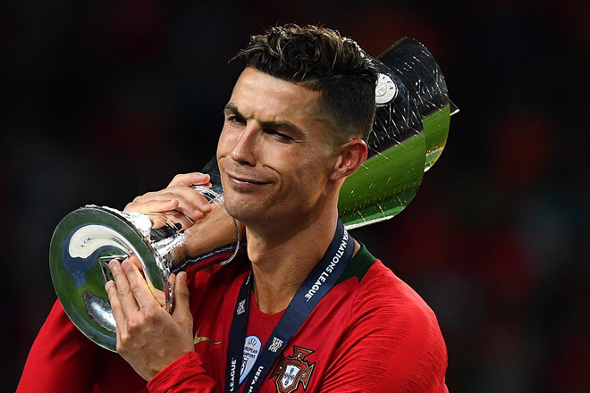 Ronaldo lên tiếng bóng vàng  - Bóng Đá