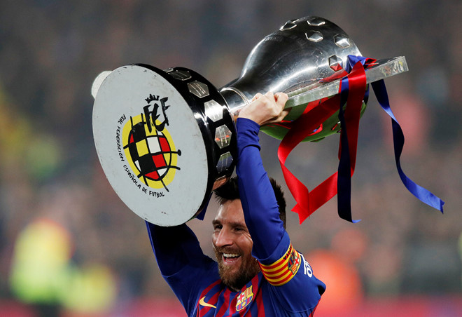 Messi beats Ronaldo in 2019 Forbes rich list - Bóng Đá