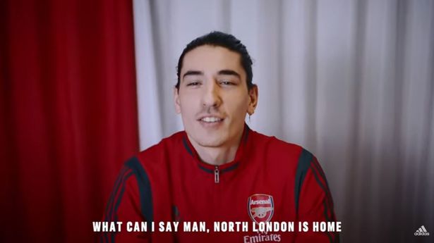 Arsenal star drops transfer hint in brilliant four word message during leaked adidas kit video - Bóng Đá