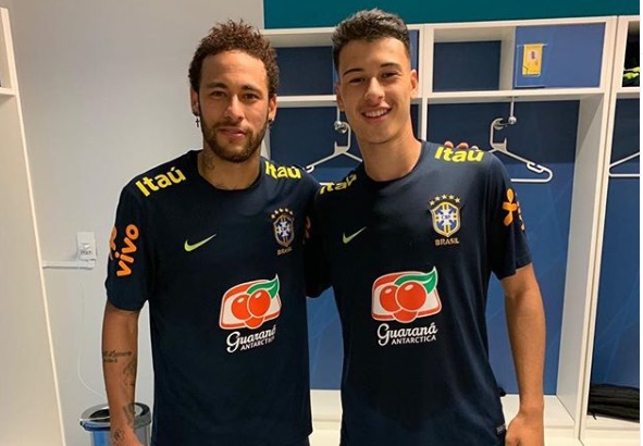 Arsenal poached Gabriel Martinelli from Man Utd – the Brazilian who idolises Cristiano Ronaldo - Bóng Đá