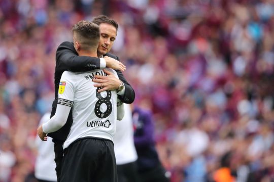 Frank Lampard tells Chelsea to not let Mason Mount leave on loan  - Bóng Đá