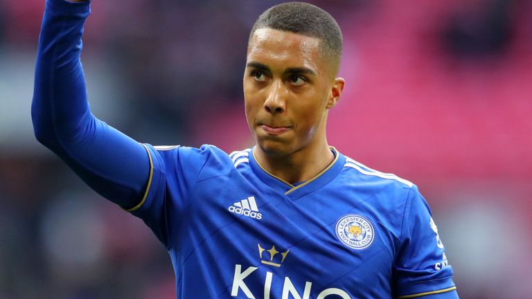 Youri Tielemans set for Leicester medical ahead of permanent move - Bóng Đá
