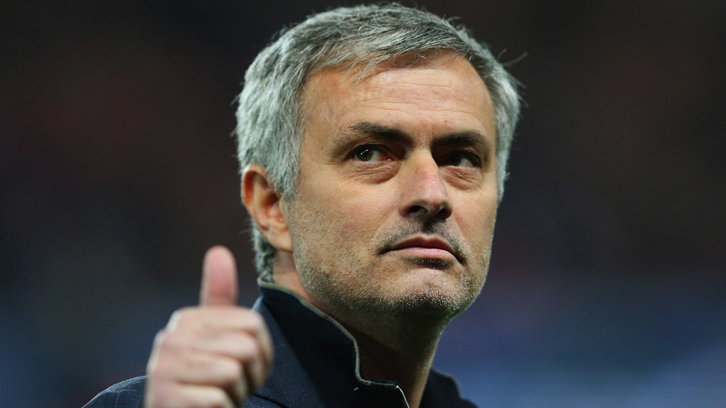 Mourinho chốt tương lai quá sốc, 'siêu hợp đồng' kỷ lục mọi thời đại tan vỡ