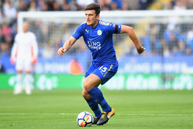 Sir Alex Ferguson wants Manchester United to break the bank to complete Harry Maguire transfer   / - Bóng Đá