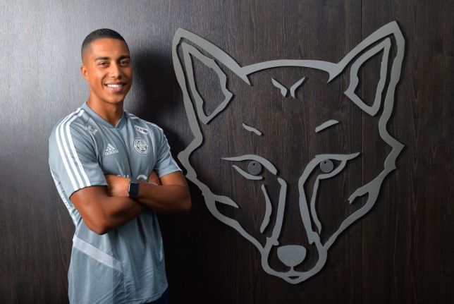 Leicester City signing Youri Tielemans told agent to give up on Manchester United move   - Bóng Đá