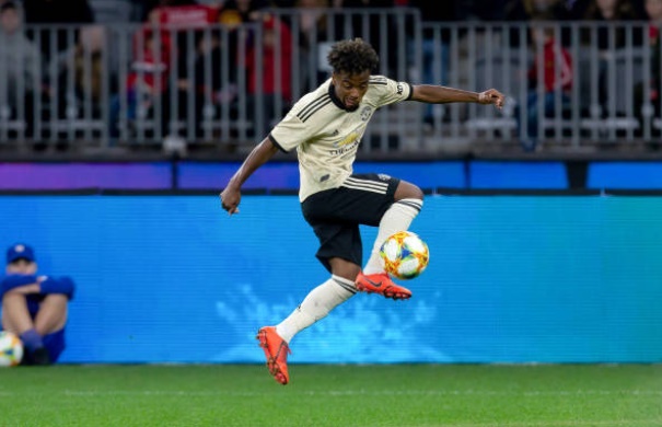Manchester United fans react to Angel Gomes' performance - Bóng Đá