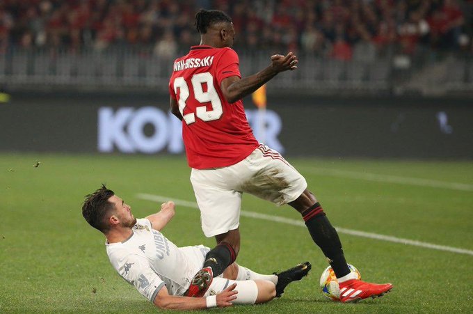 ‘Unreal’,’Outstanding performance’, some Man United fans rave about 21-year-old’s display - Bóng Đá