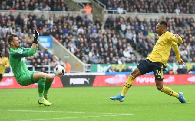 Jose Mourinho hails Pierre-Emerick Aubameyang for ‘genius’ goal in Arsenal’s win over Newcastle  - Bóng Đá