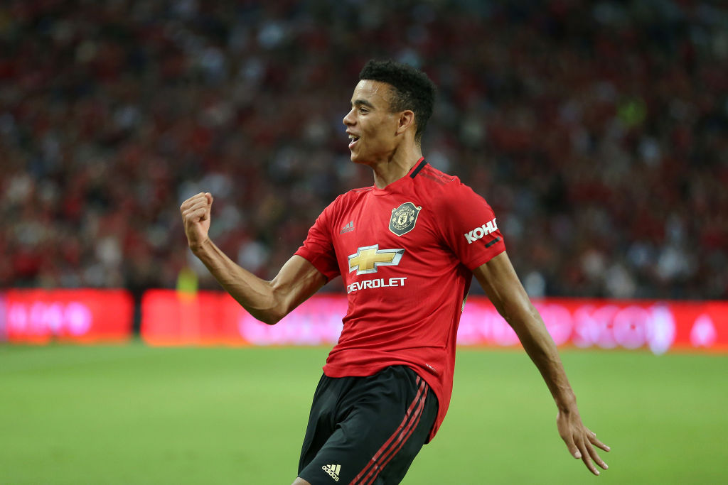 Seven reasons why Sanchez transfer is good for Man Utd as Old Trafford flop arrives in Milan to finalise details on loan move - Bóng Đá
